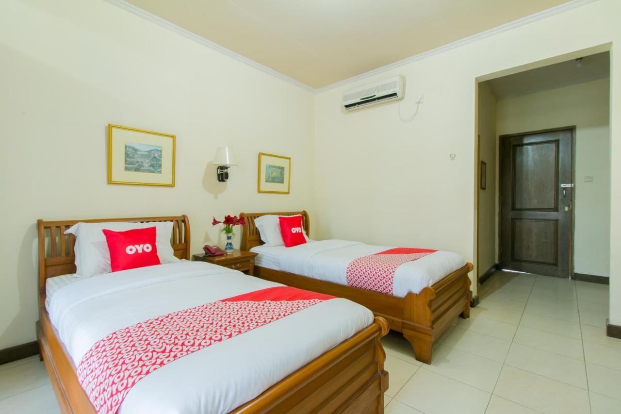 Oyo 1924 Hotel Rafflesia Sukabumi Exterior foto