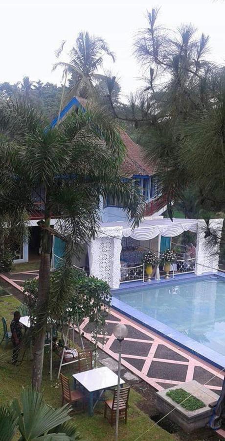 Oyo 1924 Hotel Rafflesia Sukabumi Exterior foto