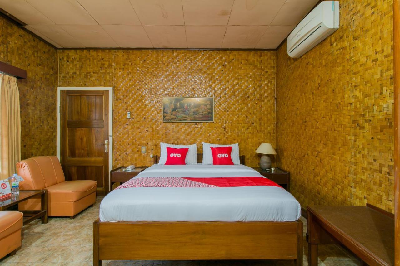 Oyo 1924 Hotel Rafflesia Sukabumi Exterior foto