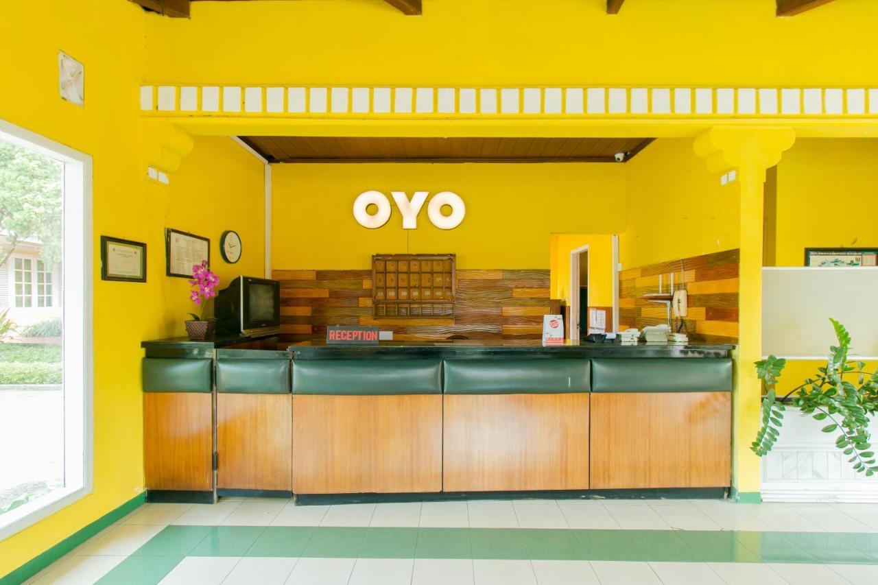 Oyo 1924 Hotel Rafflesia Sukabumi Exterior foto
